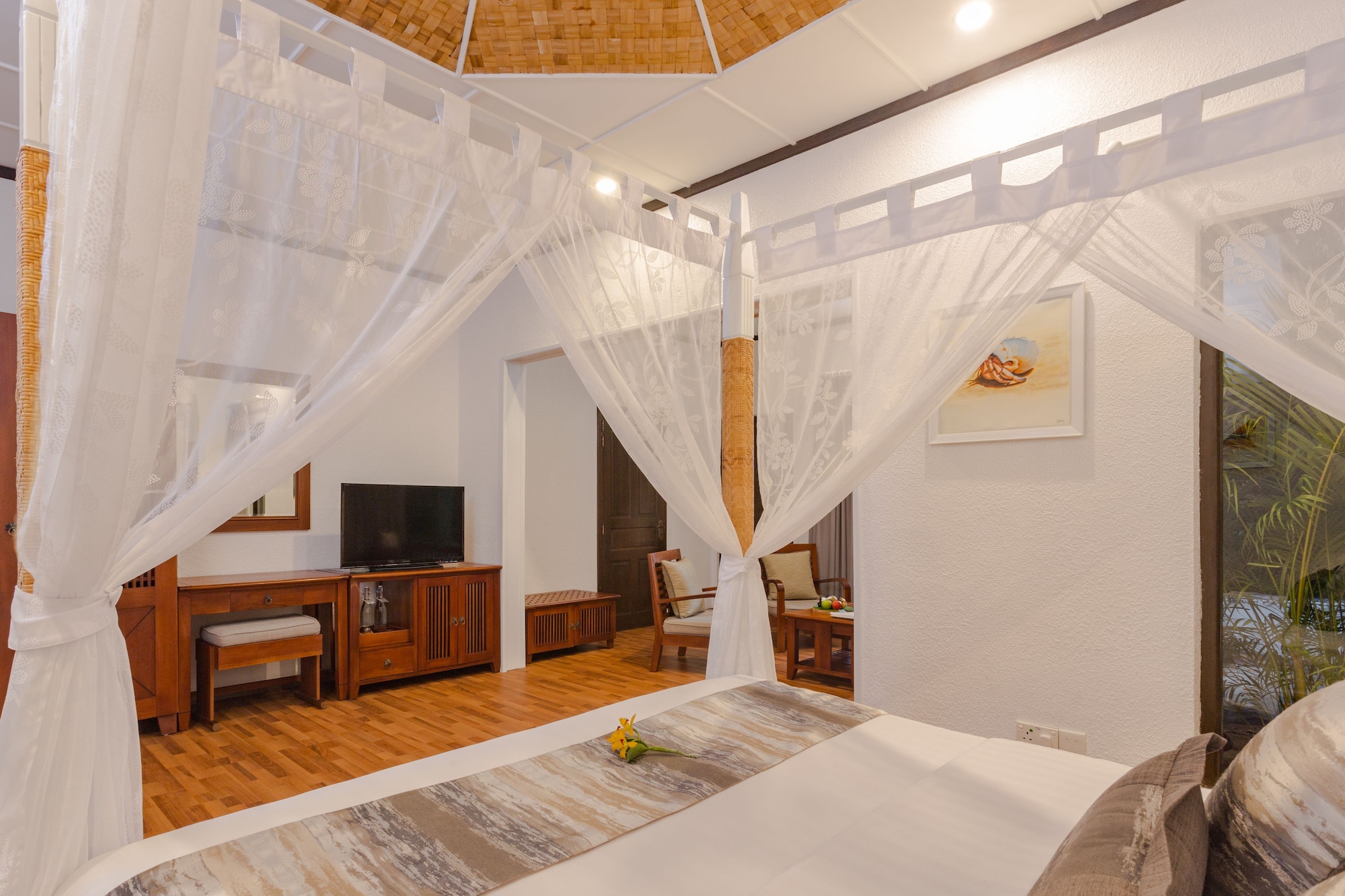 Bandos Maldives 5-Star All Inclusive Beach Resort from £1,257 at Expedia UK 5 Bandos Maldives 5-Star All Inclusive Beach Resort from £1,257 at Expedia UK - Image 3