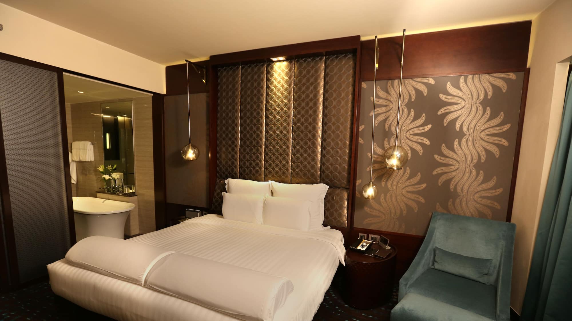 Enjoy Pullman New Delhi Aerocity Hotel £90 per night at Expedia UK 9 Enjoy Pullman New Delhi Aerocity Hotel £90 per night at Expedia UK - Image 5