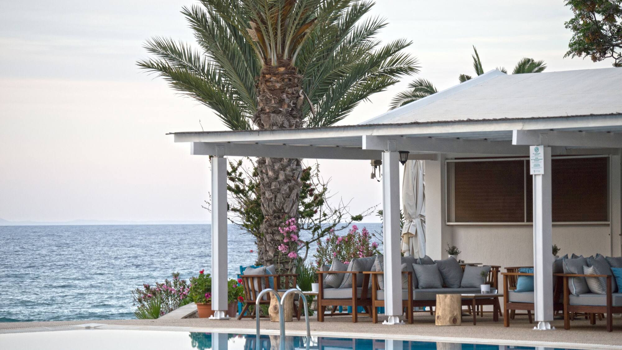 Get best savings on Top flight + All inclusive hotel deals in Cyprus at Expedia uk 3 Get best savings on Top flight + All inclusive hotel deals in Cyprus at Expedia uk - Image 2