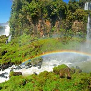 Summer Savings – Up to £500 Off Per Couple on Select Tours at Travelsphere.co.uk!
